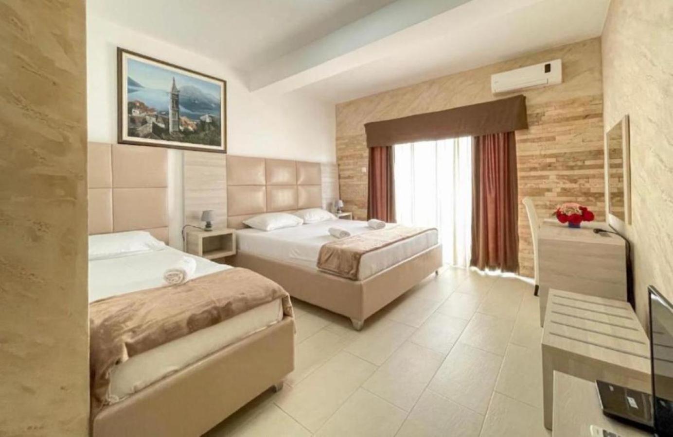 Imperial Hotel อุลซิน ภายนอก รูปภาพ