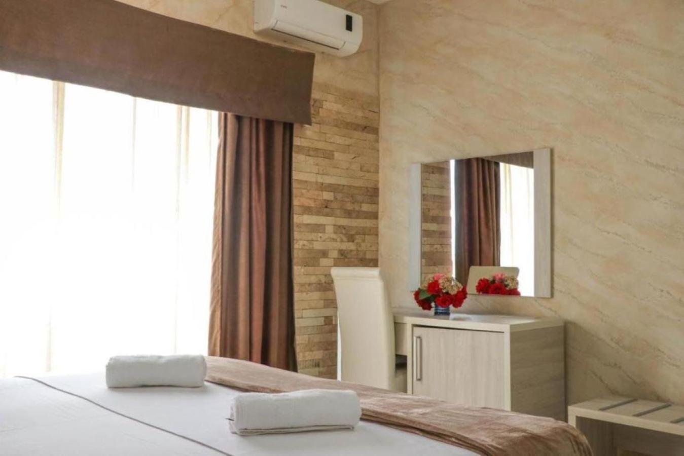 Imperial Hotel อุลซิน ภายนอก รูปภาพ